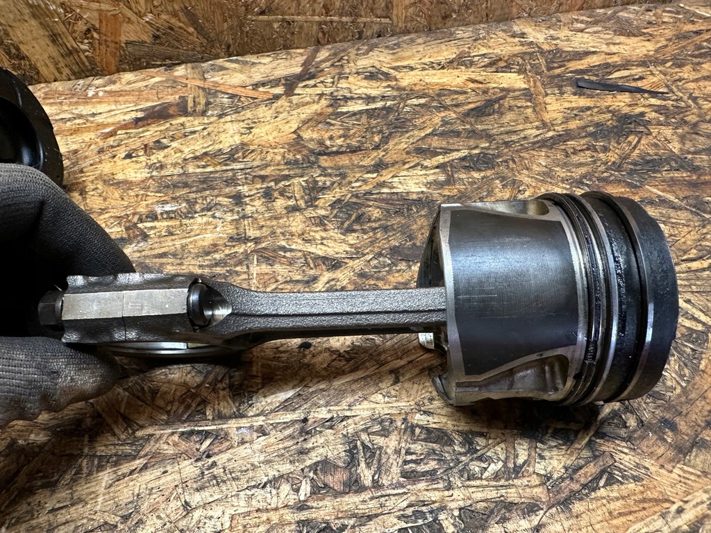 фото №5, Поршень + шатун opel astra zafira 1.7 cdti a17dtr