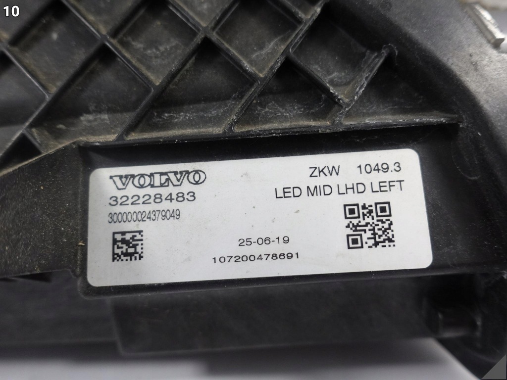 Volvo v40 xc40 рестайлинг  16-19 фара фара mid full led левая перед европа Доставка