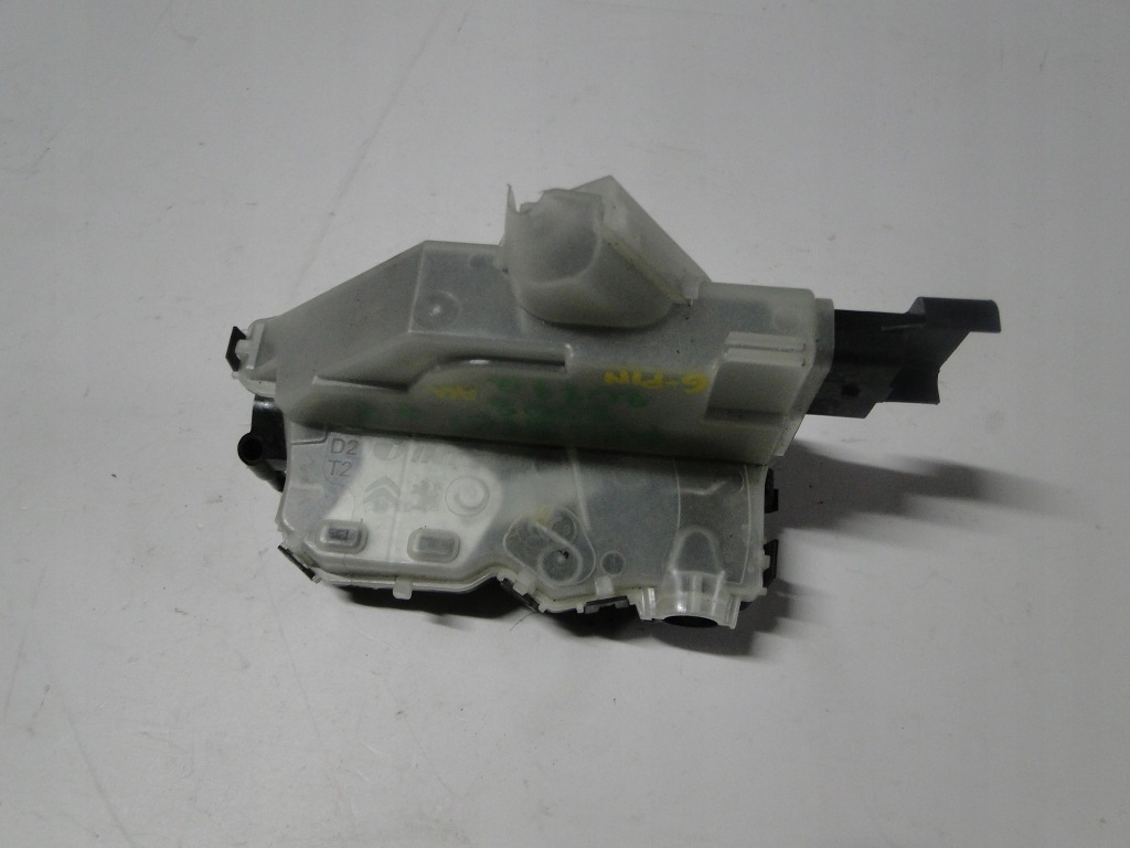 фото №7, Peugeot 2008 ii замок дверь перед 6pin 2021r.