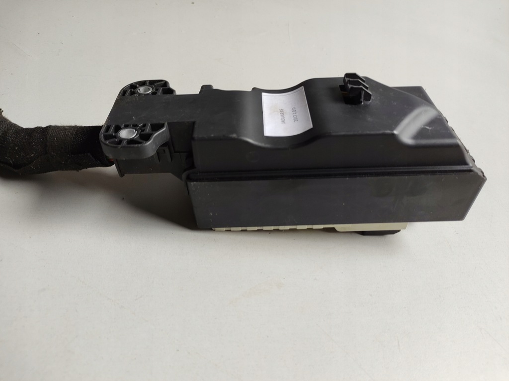 фото №6, Jaguar xe коробка запобіжників