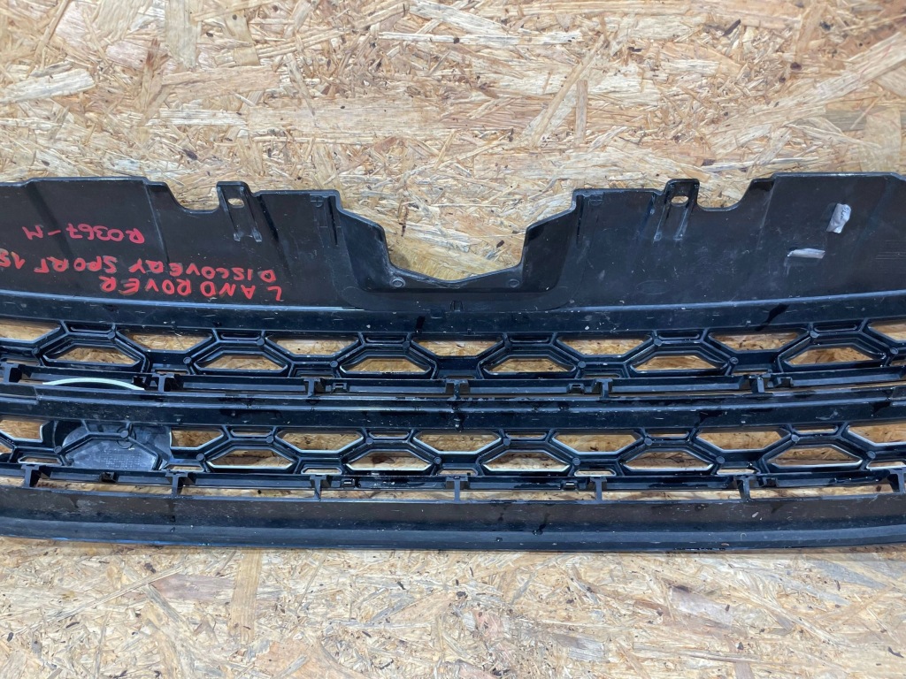 фото №7, Land rover discovery sport 14- решётка радиатора решётка радиатора решётка средняя бампера перед