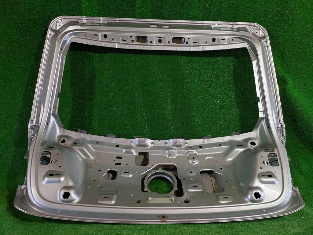 фото №6, Крышка багажника задняя задняя vw arteon kombi