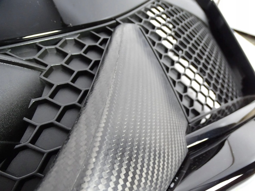 фото №11, Бампер перед передний maserati grecale trofeo карбон