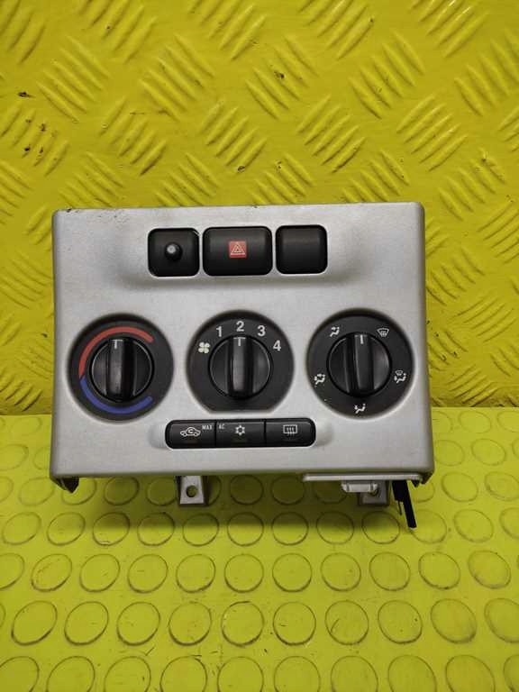 фото №1, Панель обдув кондиционера opel zafira b5690