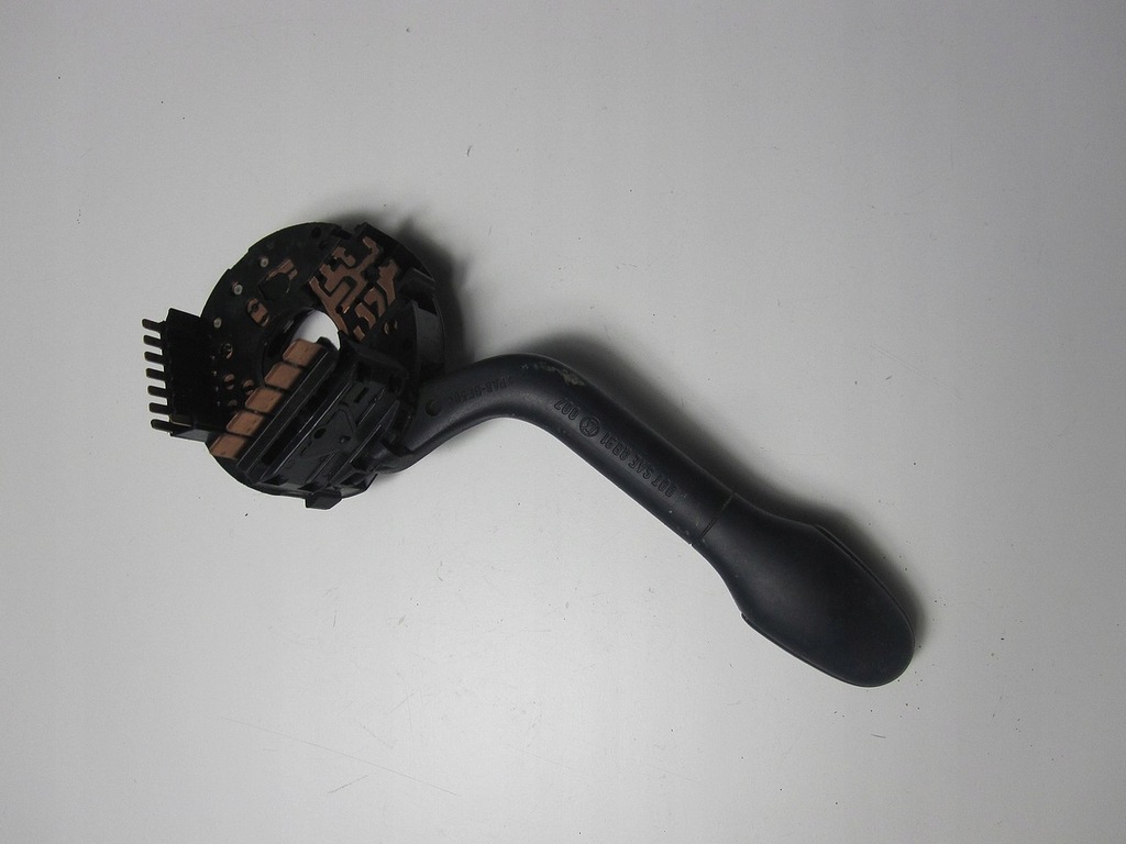 фото №7, Углы рычаг поворотники vw polo iii 6n 97r