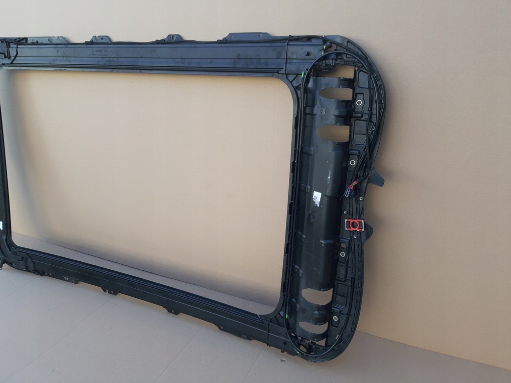 фото №11, Skoda octavia iii kombi рамка рама люк панорамы 5e9877041c