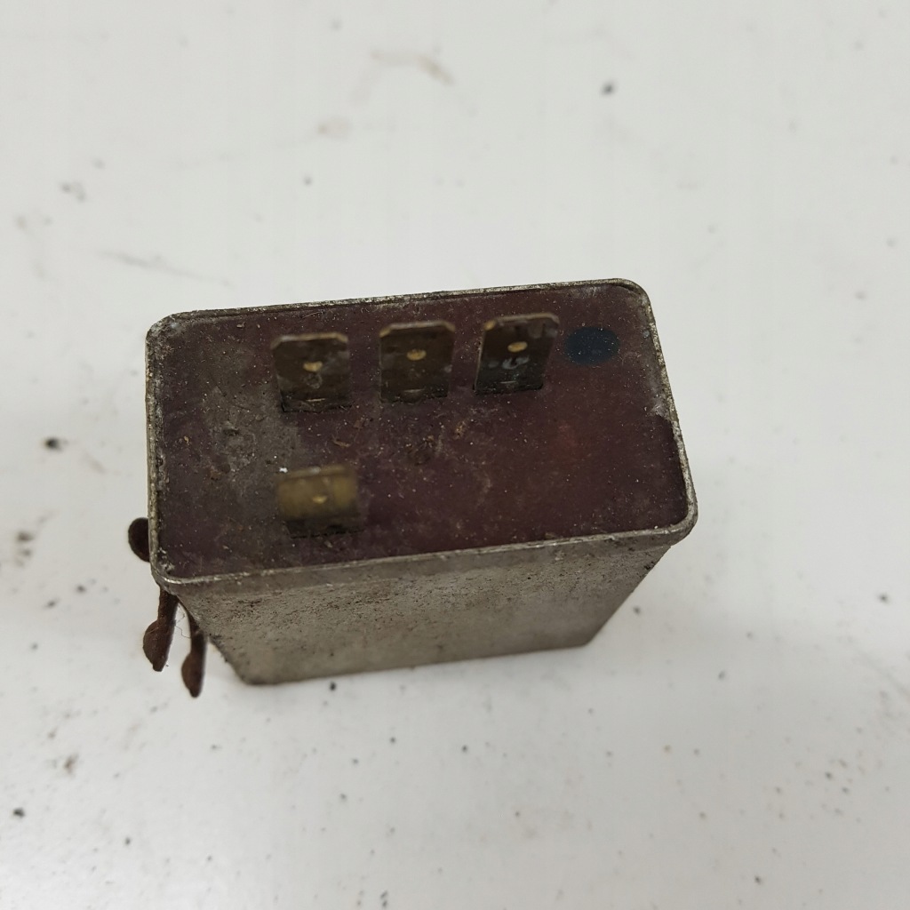 фото №1, Реле bmw e10 1602 13570533