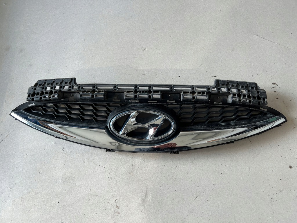 фото №1, Hyundai ix20 10-15 решётка радиатора решётка радиатора бампера перед