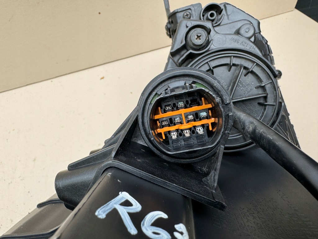 фото №16, Hyundai ix20 10-15r лампа левая передняя левый перед 92101-1kxxx