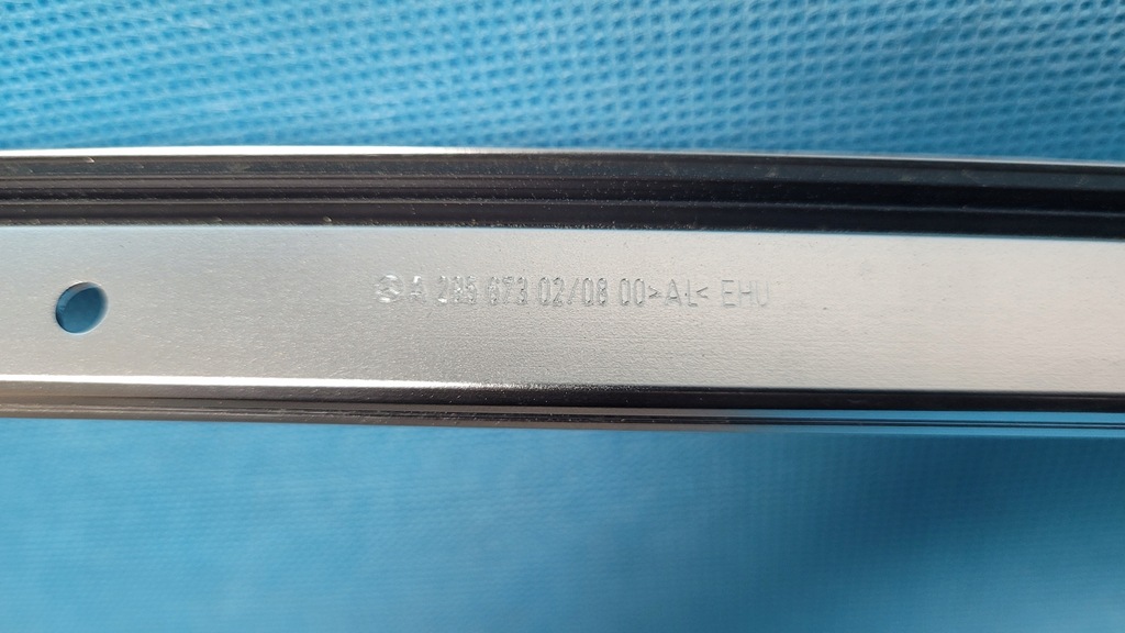 фото №15, Mercedes eqe w295 350+ 23r молдинг дахова права a2956730200