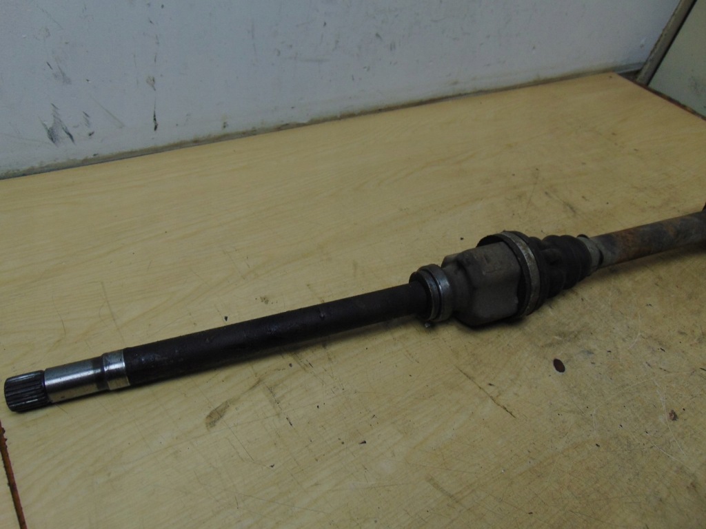 Приводной вал правая перед citroen c4 2 b7 1.6 hdi в Украине