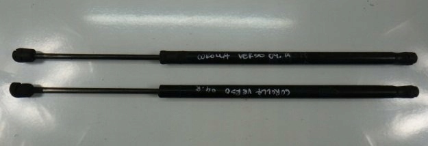 фото №1, Toyota corolla verso 06 r амортизатори кришки задня