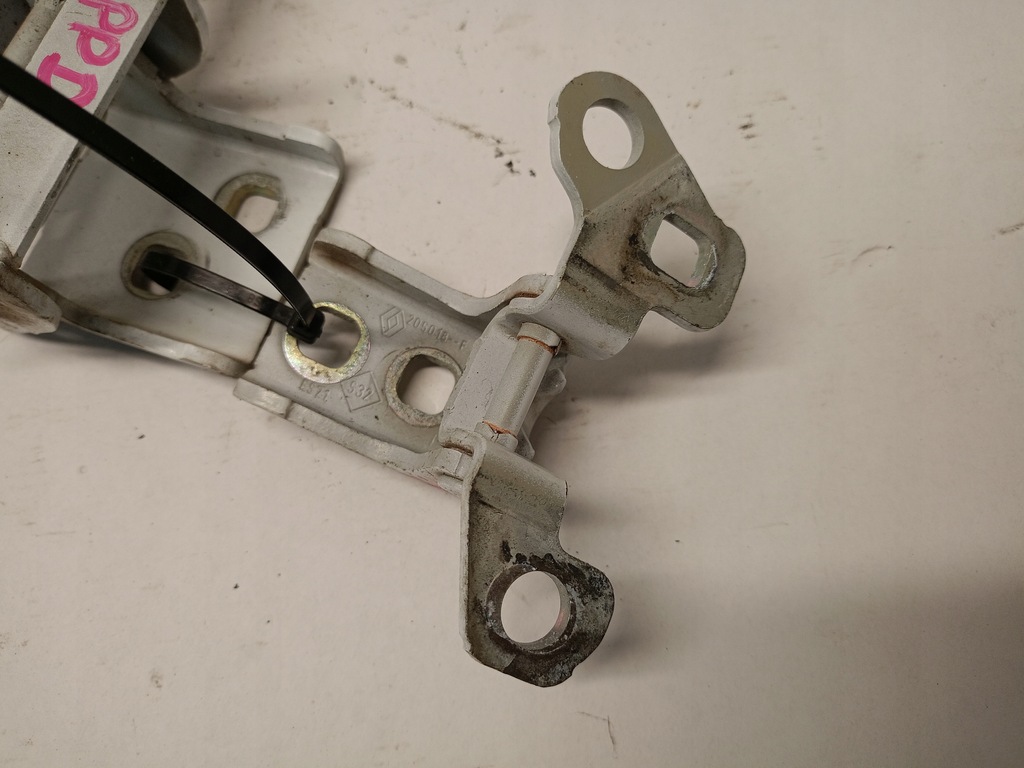 фото №3, Петлі двері перед правий renault zoe