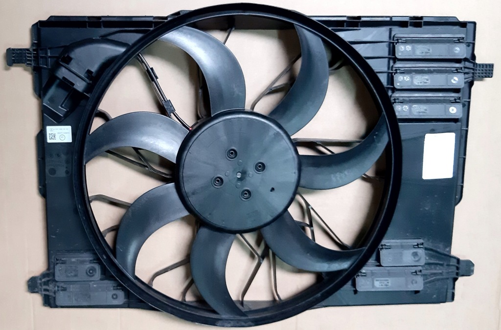 фото №1, Mercedes cla w118 gla h247 w177 w247 вентилятор