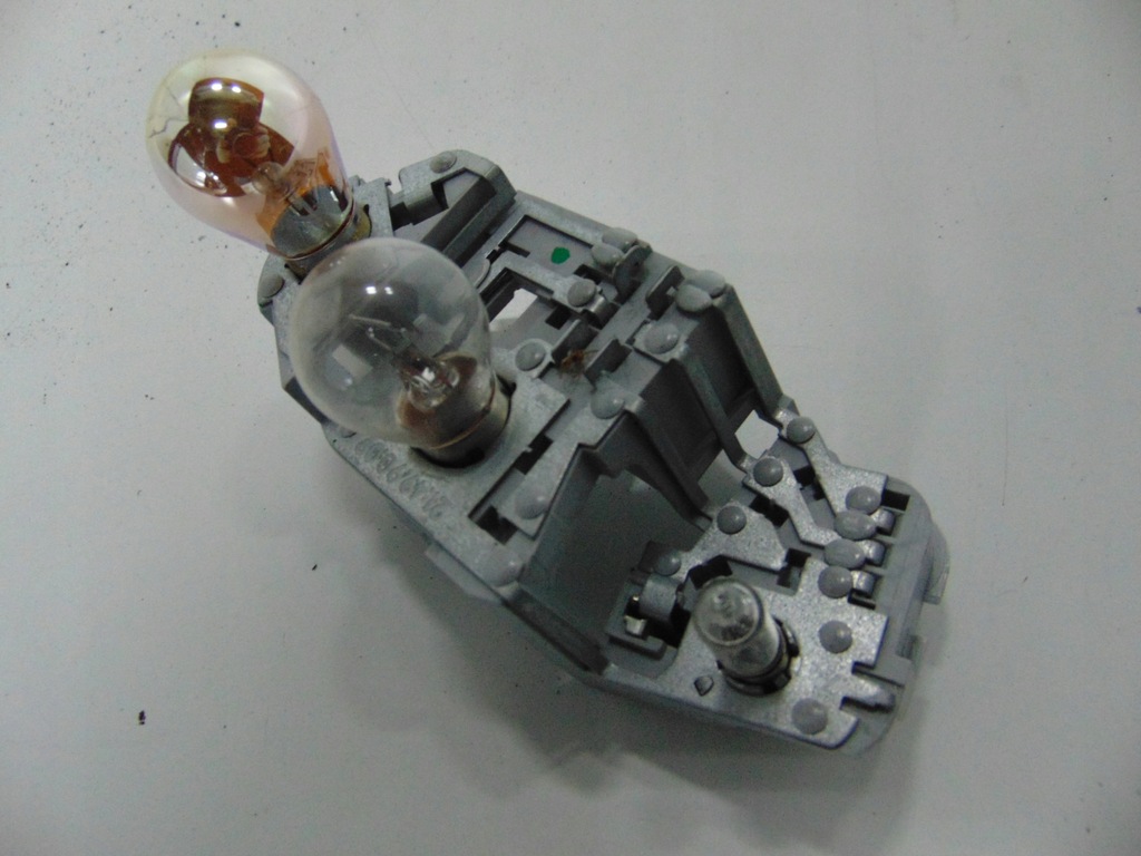 фото №1, Вкладиш лампи лівий задня volvo v60