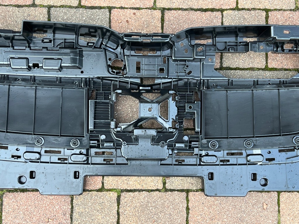 фото №9, Шторка жалюзі повітропровід повітря решітка радіатора bmw 5 g60 g6x 116067210 5a09b52