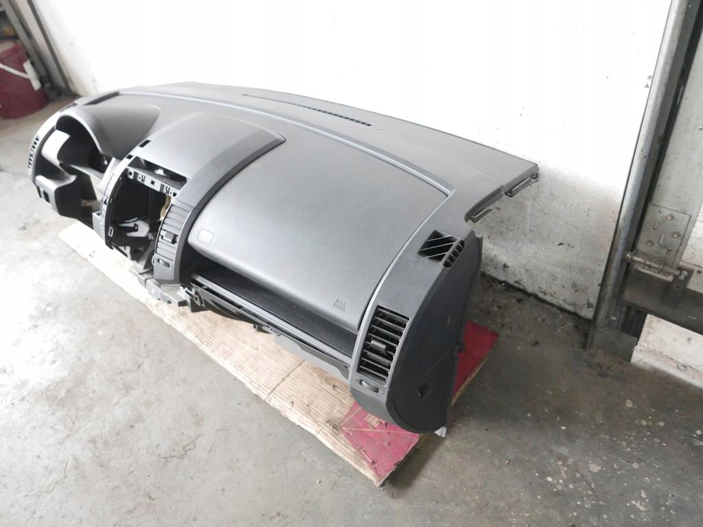 фото №7, Приборная панель приборная консоль приборная панель mazda 5 i cr 05-