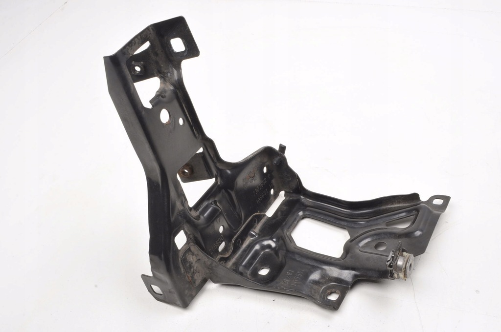 фото №1, Bmw f46 f45 панель фары правый перед 7302532