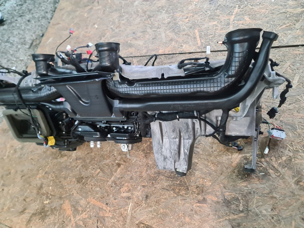 фото №5, Jeep wrangler jl 2.0 tb 2019 2020 21 2022 2023 отопитель каркас консоли