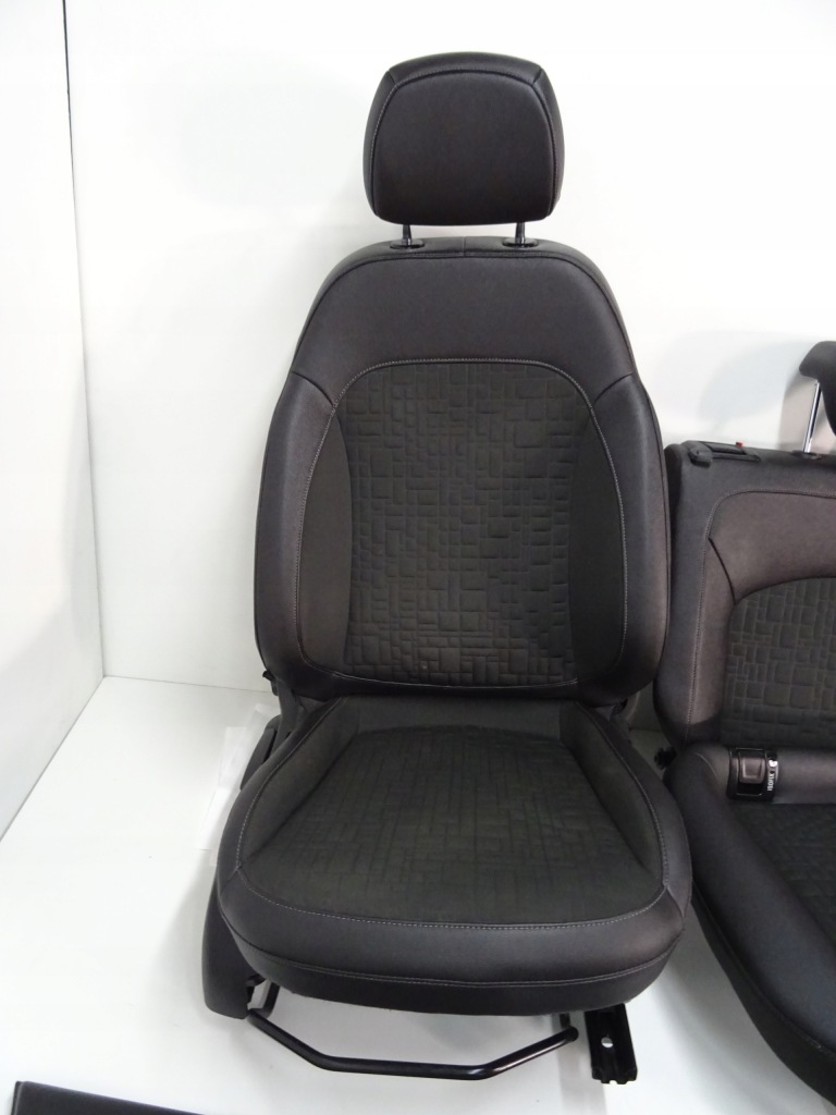 Купити Opel corsa e 5d сидіння заднє сидіння сидіння ремені обшивки оббивка двері комплект