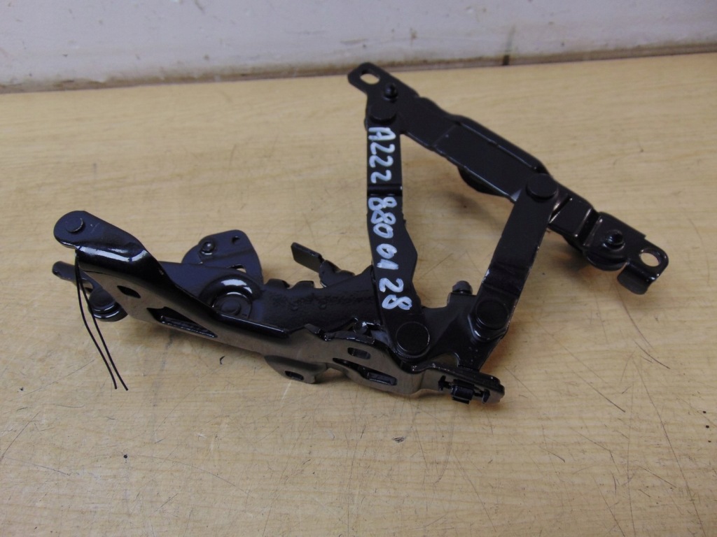 фото №9, Петля капот левый mercedes s klasa w222 a2228800128 новый