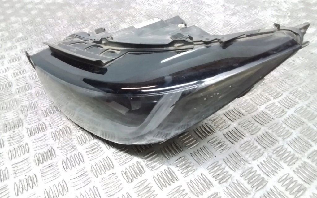 фото №12, Лампа левая передняя bmw i3 i01 6311741481501 0.6l hybrid 125kw 2016