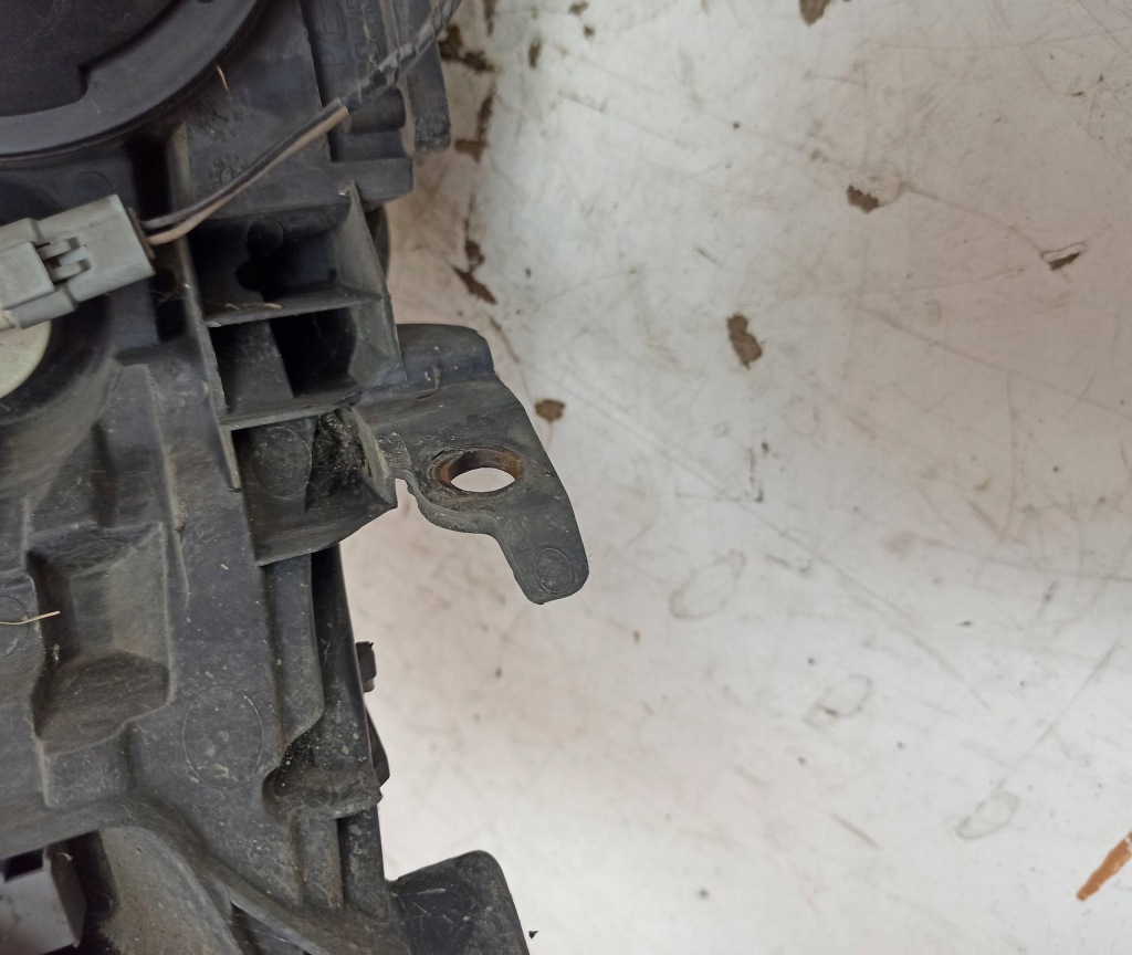 фото №5, Лампа левая передняя renault laguna 1.9 dci