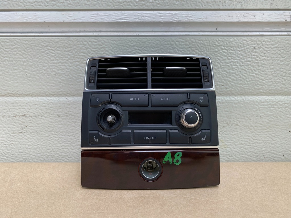 фото №15, Панель обдув кондиціонера задня audi a8 d3 задній молдинг 4e0919158d