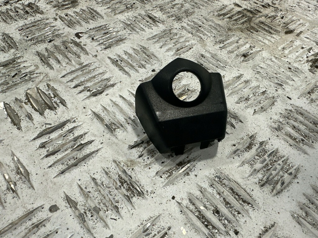 фото №1, Другая часть кузов audi q8 4m8853140