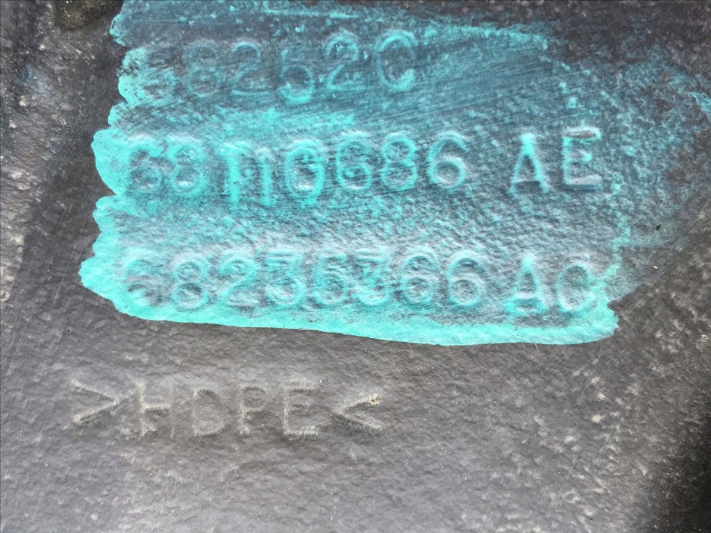 фото №15, Dodge ram 09- подкрылок правый перед usa 68235366ag