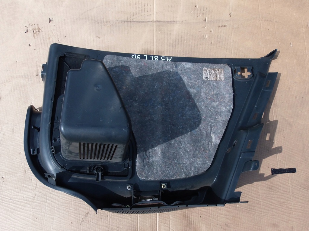 фото №5, Обшивка багажника левый audi a3 8l 3 дверь 8l3863879