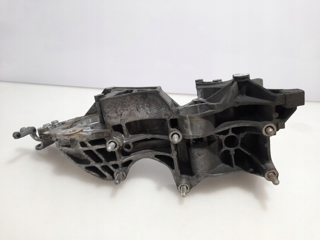 A4 a5 q5 8r cgl cag кронштейн кронштейн генератора super стан +болти комплект Ціна