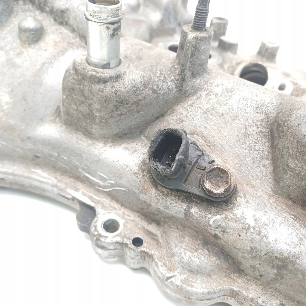 2013 toyota tundra 2 кришка клапанів a830121306 Київ