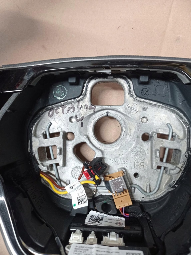 фото №6, Воздуховод skoda octavia 4 мультифункция кожа 5e3