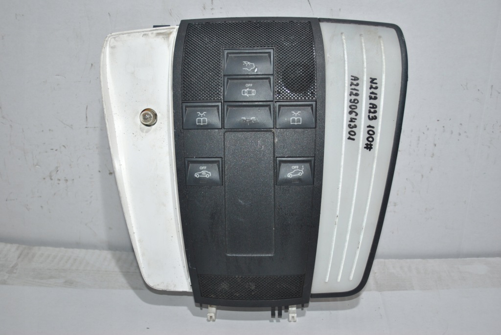 фото №1, Освещение кабины mercedes w212 a2129064301