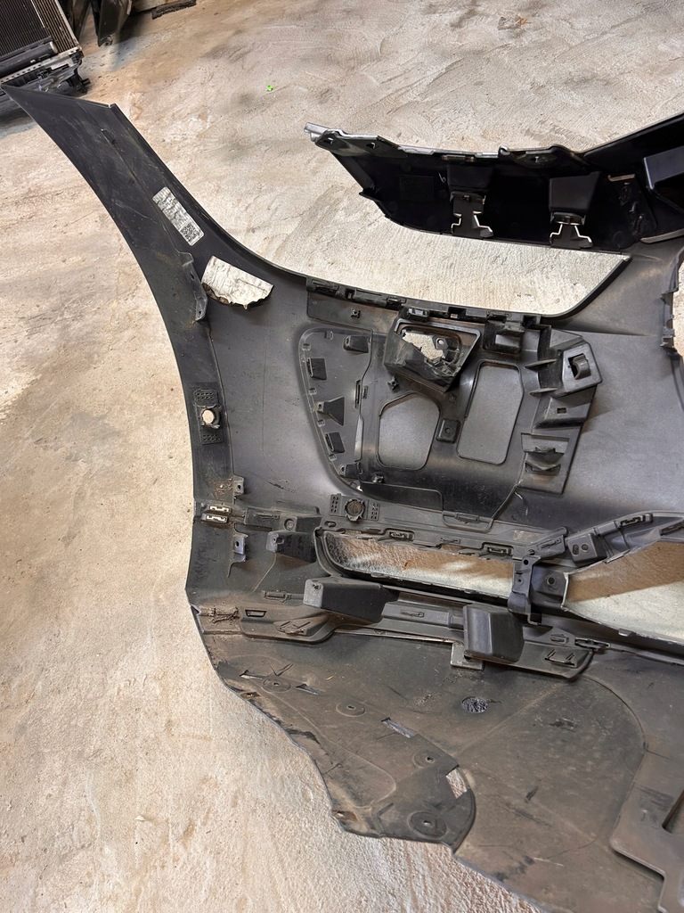 фото №7, Бампер jaguar i-pace i pace 2018-2-23 перед передній j9d3-17003-a