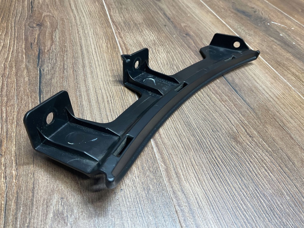 Направляющая левый задний  porsche macan 95b853827a Недорого