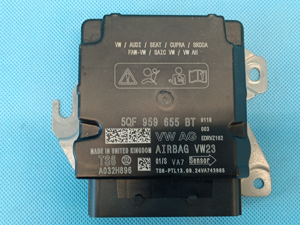 фото №1, Vw t-roc lift 1.5 tsi 110kw 2025 r модуль подушек подушка безопасности 5qf959655bt