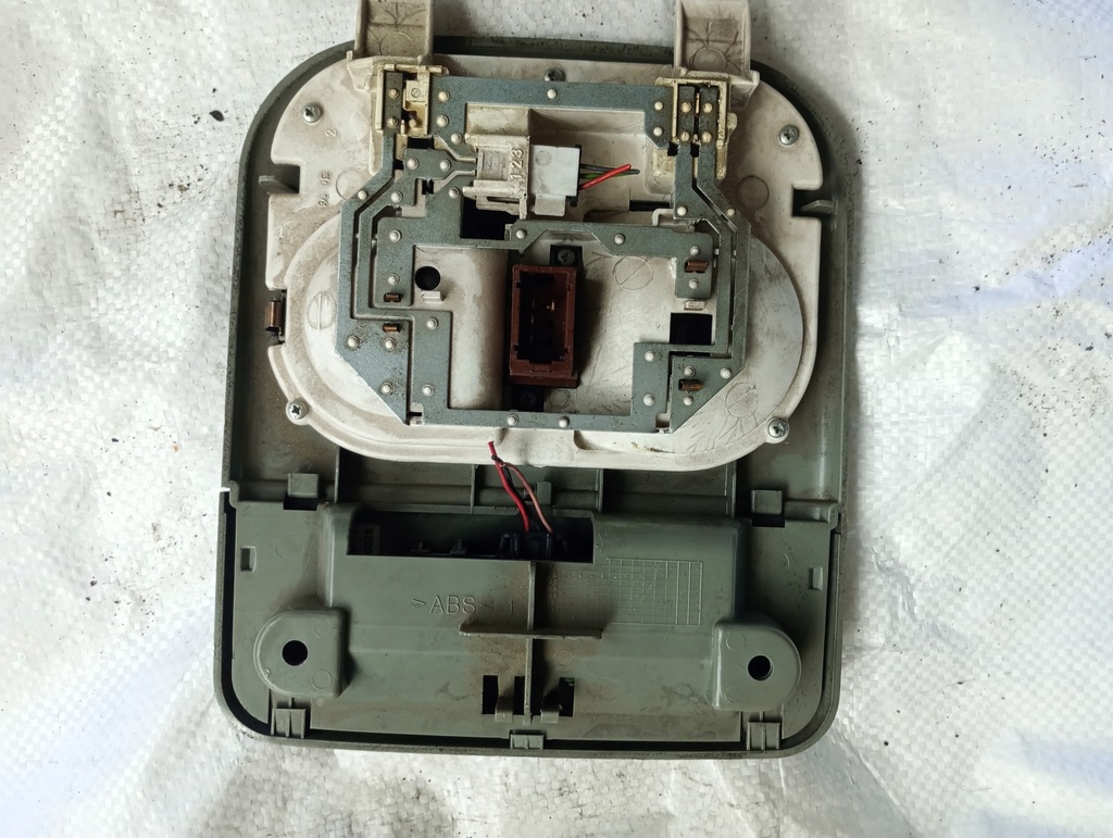 фото №2, Лампа потолочный renault master ii 8200325809