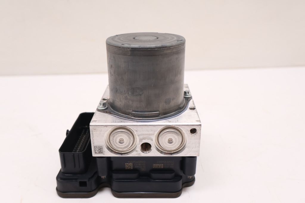 фото №6, Volvo xc40 2.0 d4 насос abs 31445742