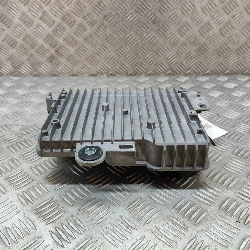 фото №2, Tesla model y 2022 блок управления / модуль комфорта