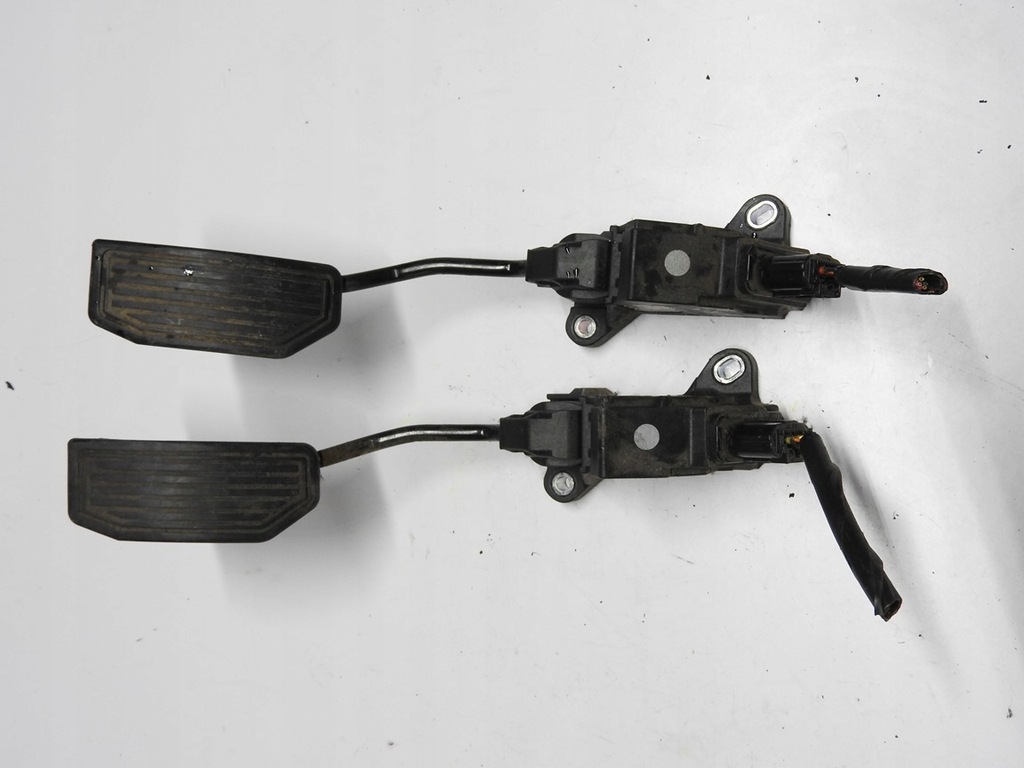 фото №6, Toyota auris i 06-09 педаль газу 78110-02070