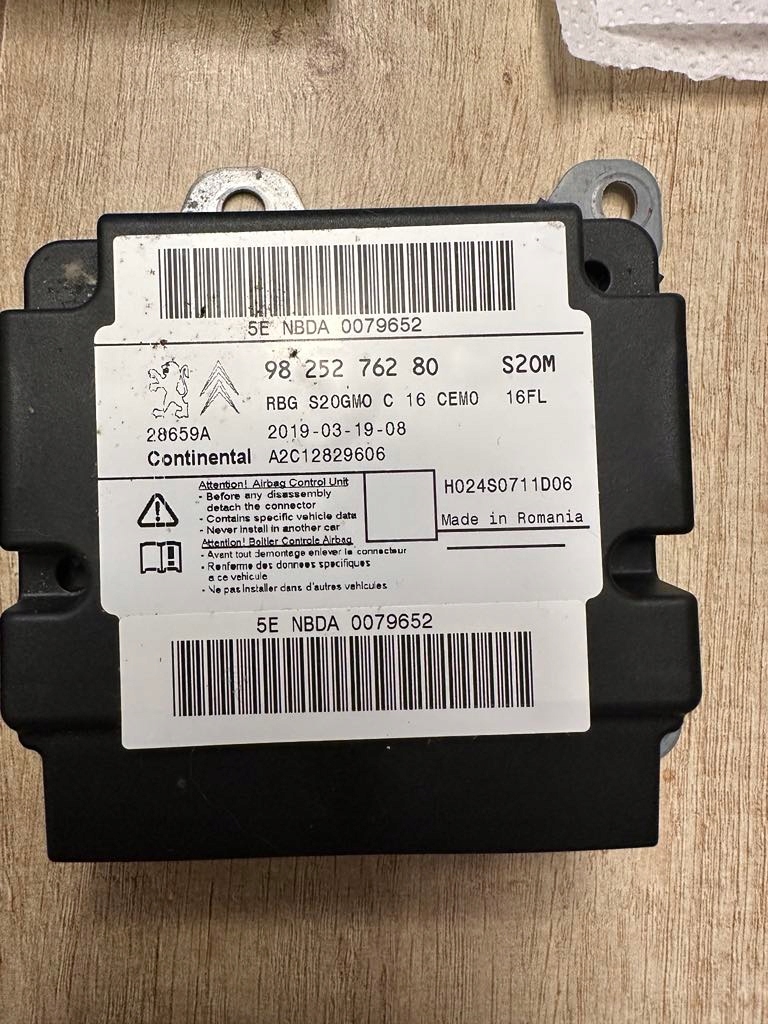 фото №1, Opel crossland x модуль датчик подушек 9825276280