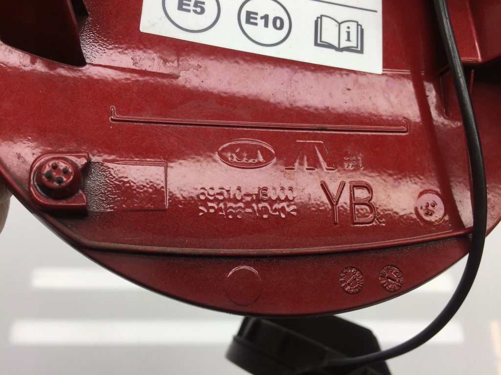 фото №4, Rio iv 4 2018- крышка заливной топлива