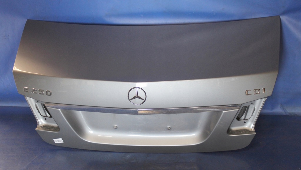 фото №1, Крышка багажника багажника mercedes w212