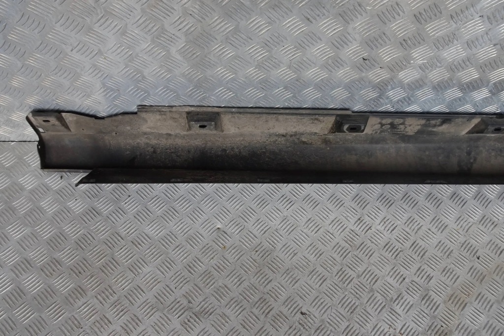 Ford focus mk3 st седан америка порог молдинг порог левая 18- Недорого