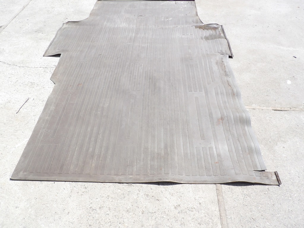 фото №5, Vw lt sprinter 96-06 обшивка гумовий елемент підлога задня середній 1