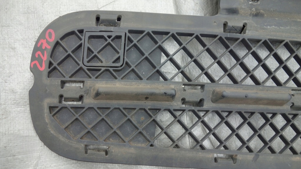 фото №2, Mini cooper r50 r52 решётка бампера средняя