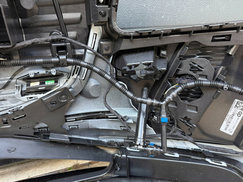 фото №10, Audi q6 e-tron s line бампер перед передній