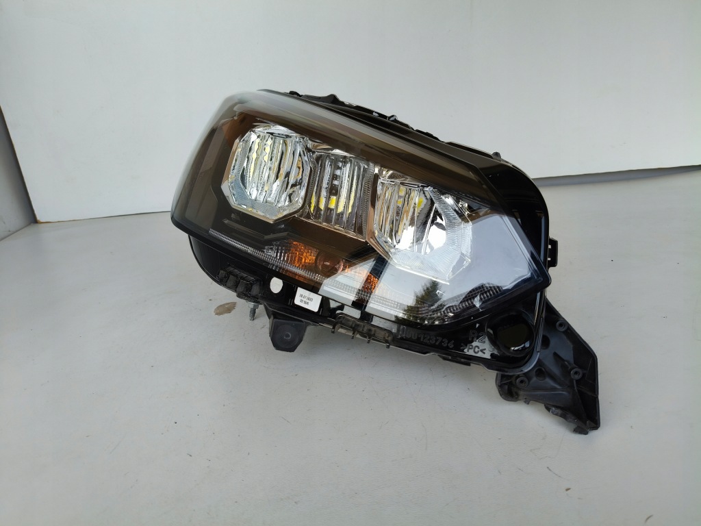 Купить Фара правый  фара peugeot 208 2 19- full led